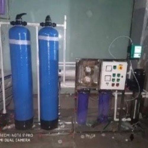 Water Purification Machine, Purification Capacity: 500