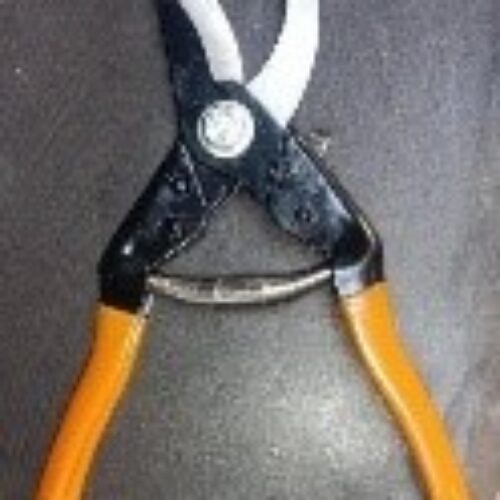 Yellow Pruning Secateur Garden Tools, For Horticulture 2.39 $ / Piece